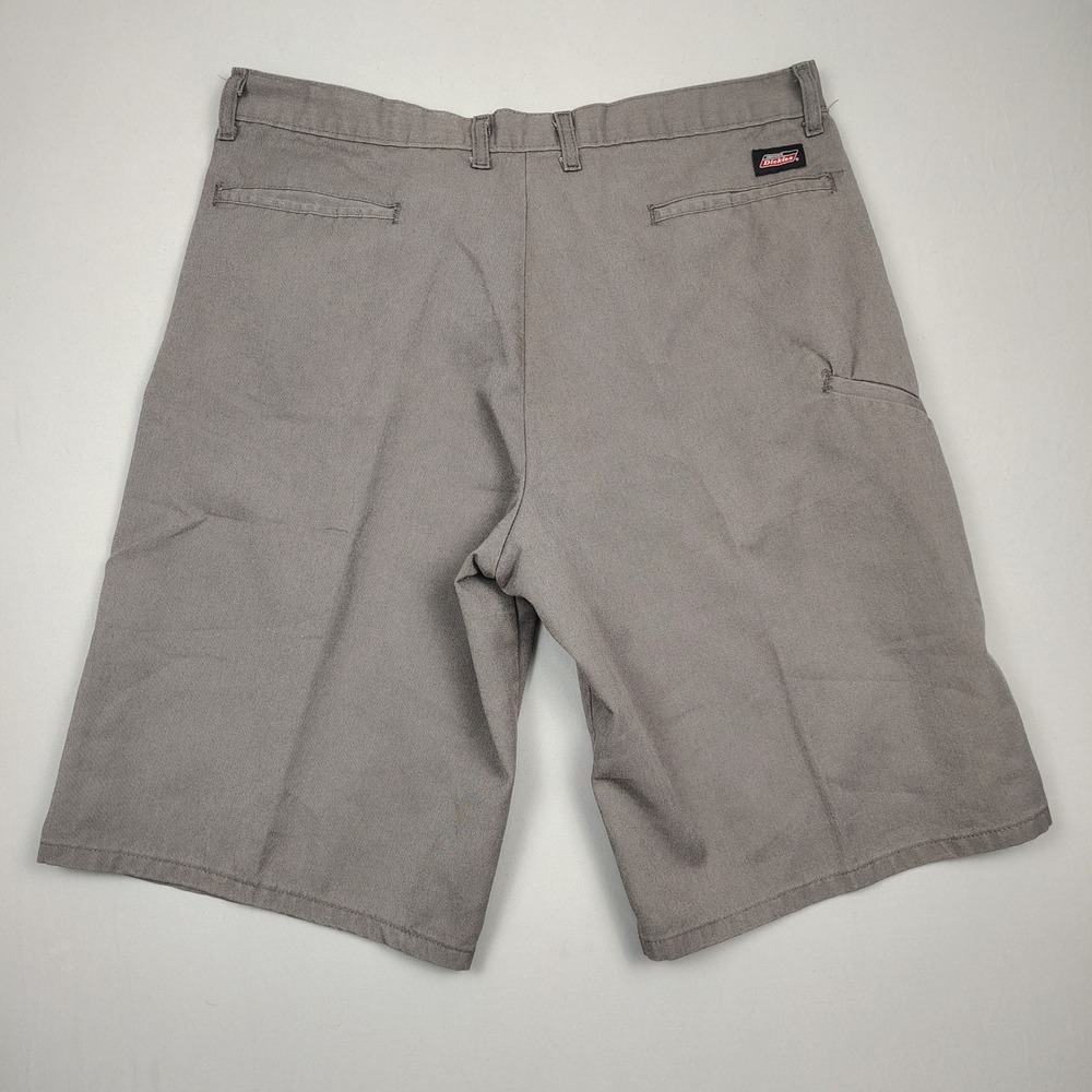 Genuine Dickies Shorts Mens 36 Grey Flat Front Work Twill Blend GR630VG - Picture 2 of 9